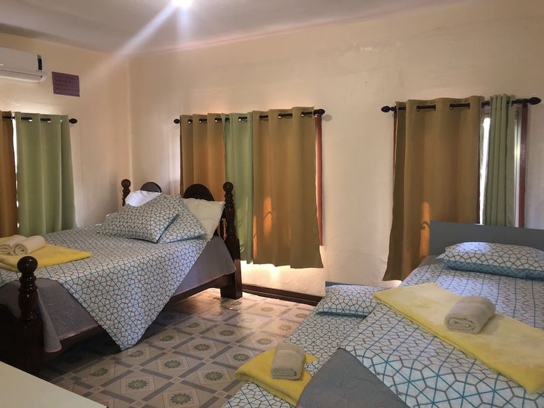 Hotel Yogi Dives B&B