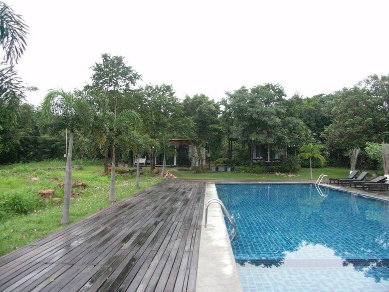 Hotel Suan Muang Porn