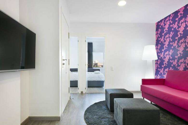 Mar Apartments