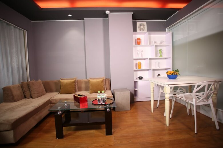 Aparthotel Homestay The Void