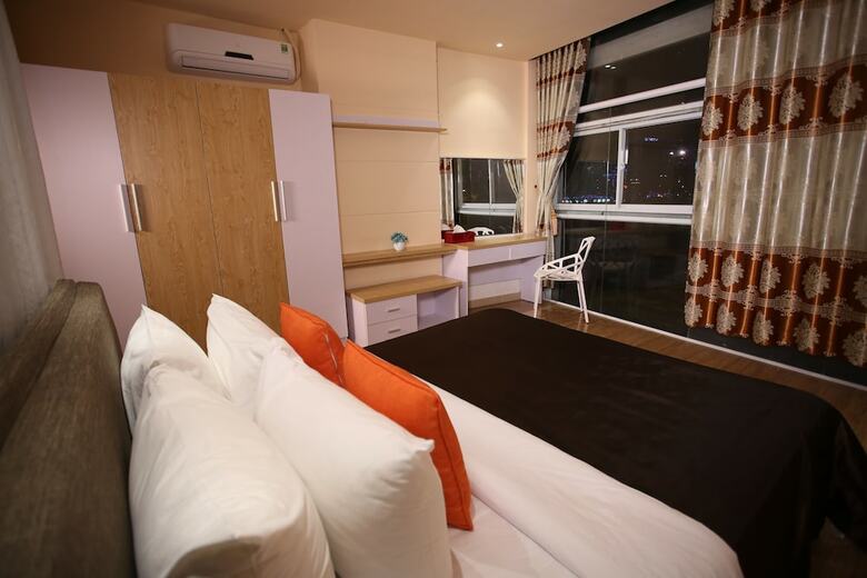 Aparthotel Homestay The Void