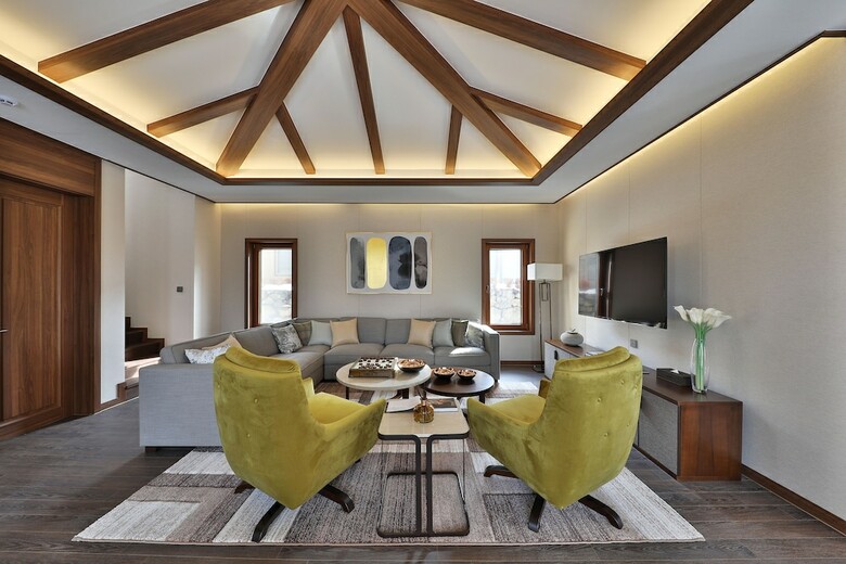 Camphortree Hotel & Resort