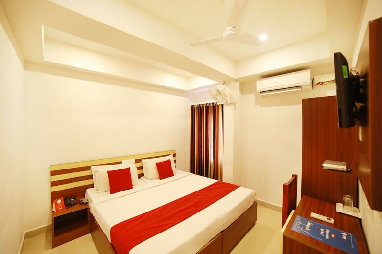 Hotel Oyo 3283 Puthens Capitol Inn