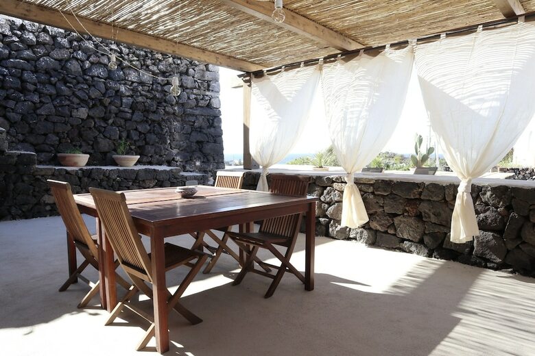 Hotel I Dammusini Di Pantelleria