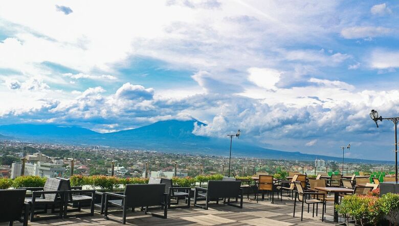 Hotel The 1o1 Malang Oj