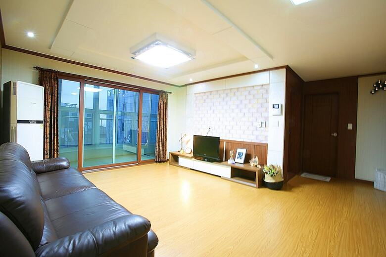 Woosung Hotel