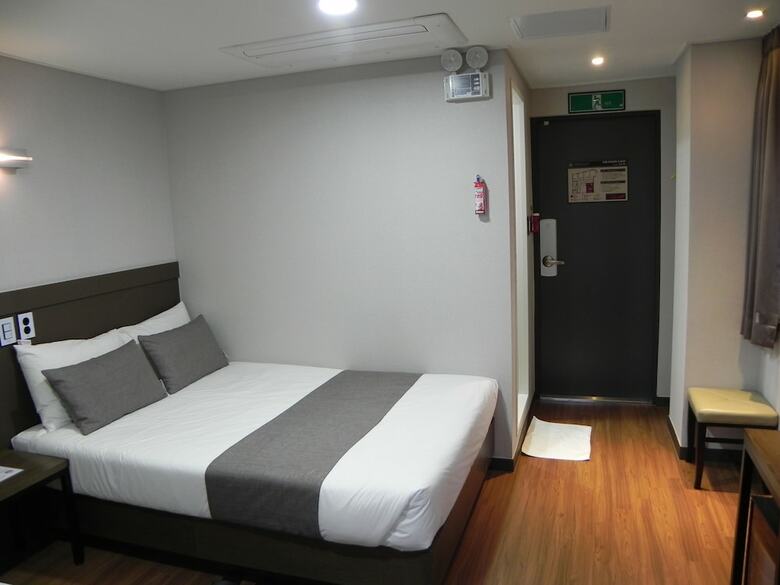 Hotel Ehwa In Myeongdong