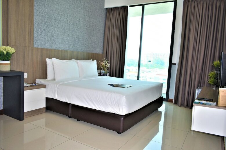 D'wharf Hotel & Serviced Residence