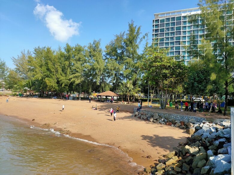 D'wharf Hotel & Serviced Residence