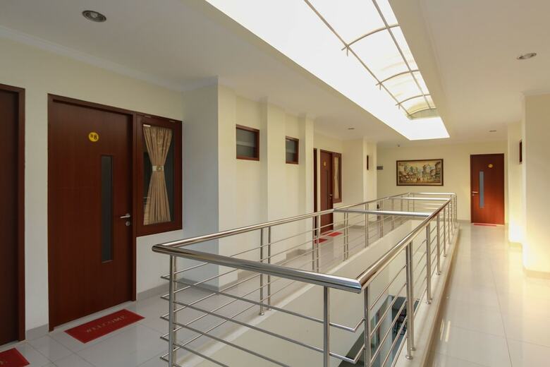 Hotel Airy Syariah Csb Garuda Raya 20 Cirebon