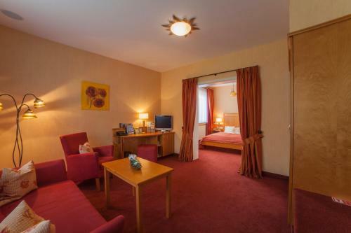 Landidyll Hotel Backenk�hler