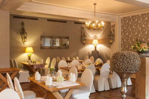 Landidyll Hotel Backenk�hler