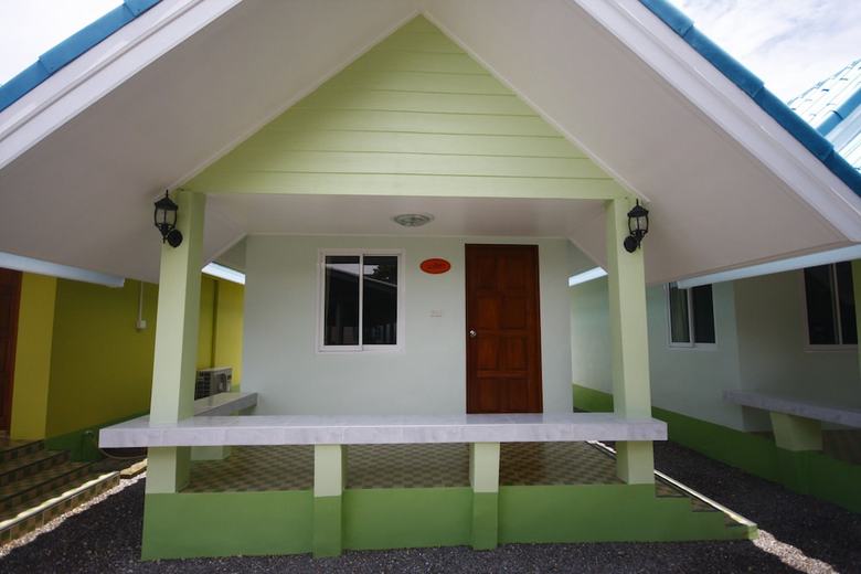 Hotel Chompoo Resort
