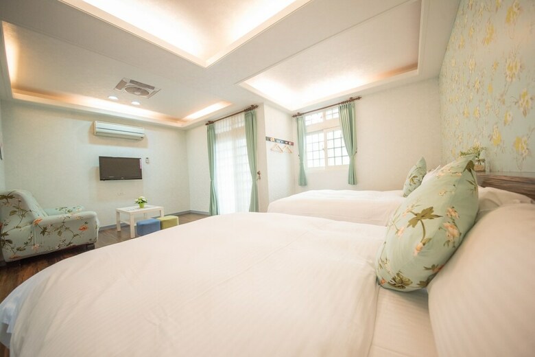 Hotel Honey House B&B