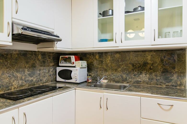 Alcoves Apartments