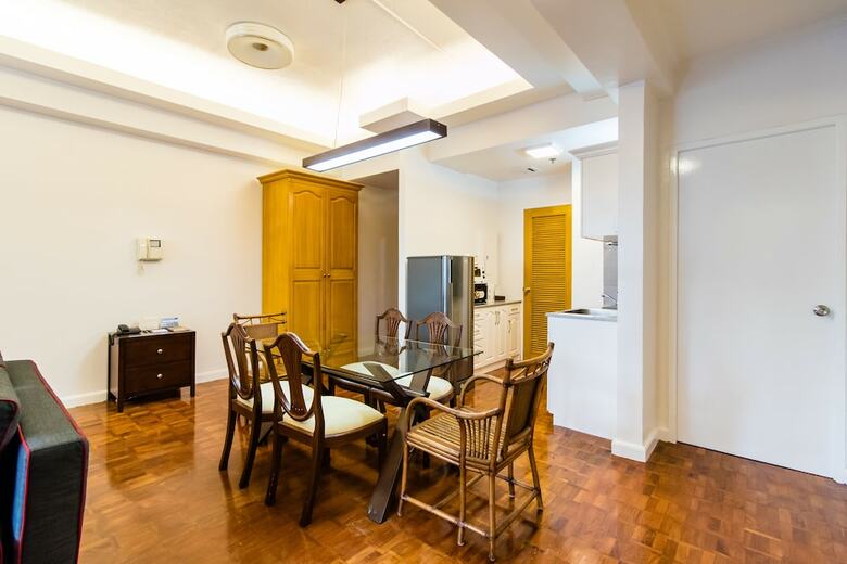 Alcoves Apartments