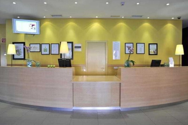 Hotel Travelodge Madrid Alcal De Henares