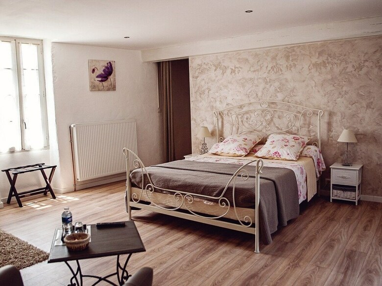 Bed & Breakfast Mas De La Lance