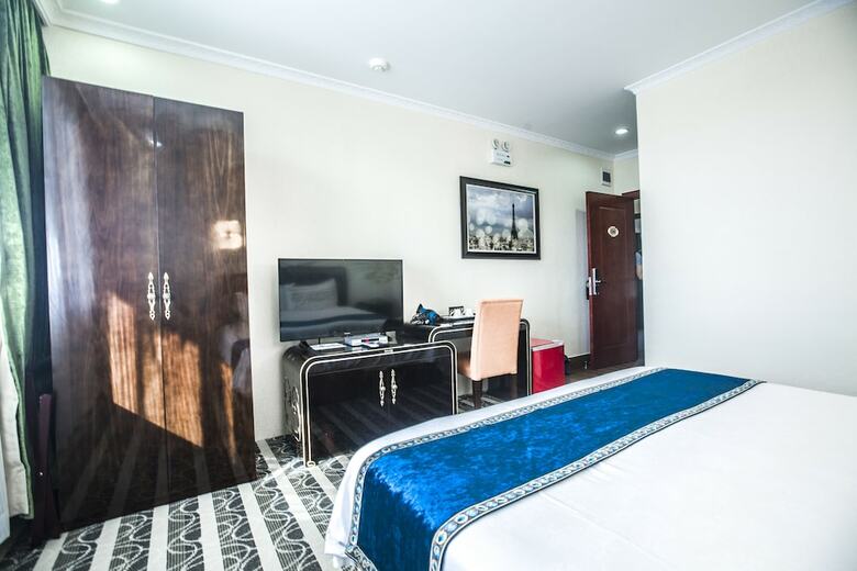 Star Sands Hotel