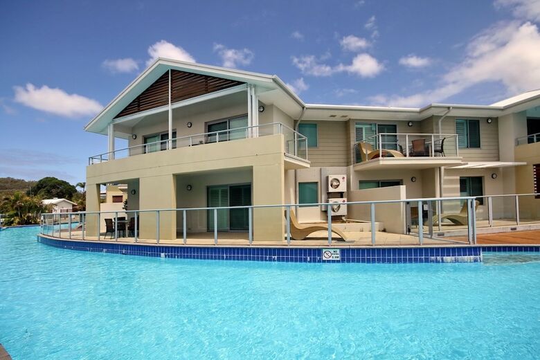 Pacific Blue Apartment 258, 265 Sandy Point Road