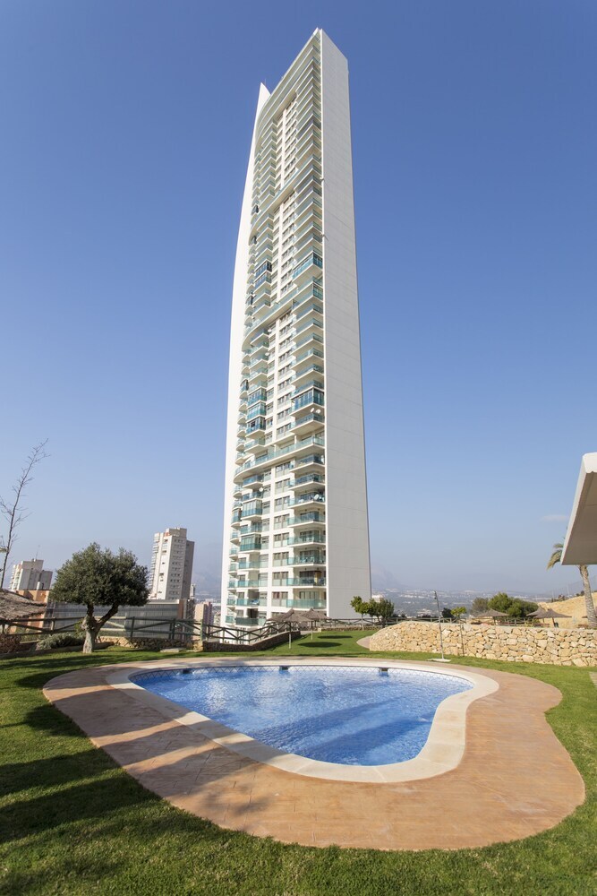 Apartamentos Benidorm Sky (torre Lugano)
