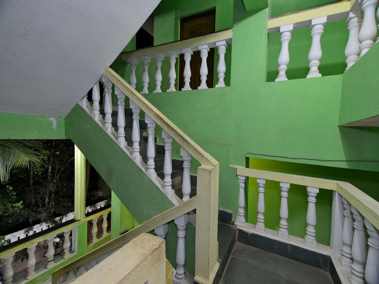 Hotel Oyo 3723 Leela Inn