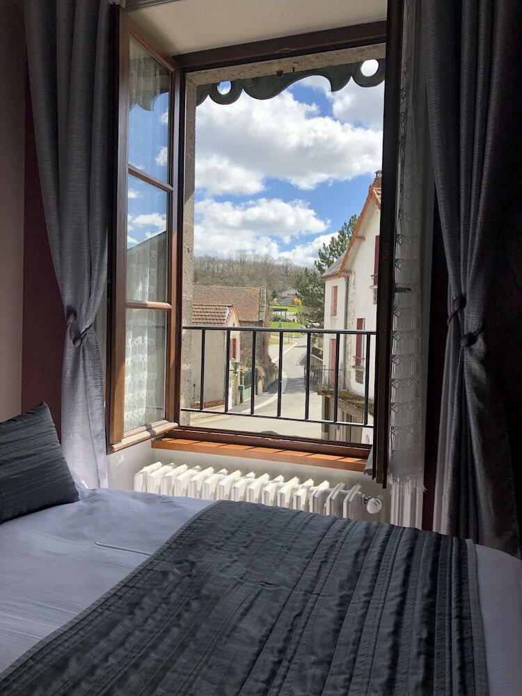 Hotel A L'aube Des Volcans