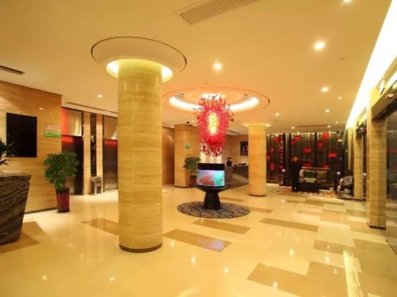 Yiwu Bai Heng Hotel