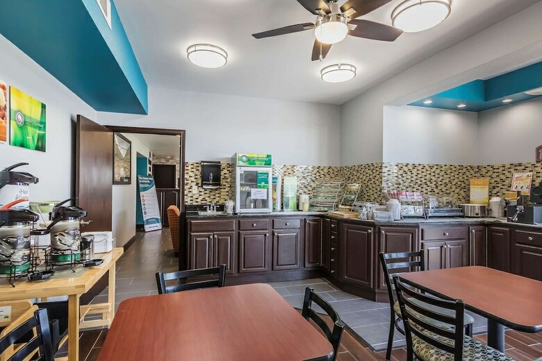 Hotel Quality Inn Charleston I-57