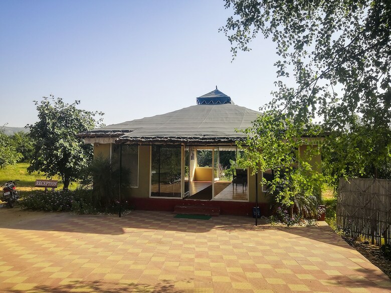 Hotel Lohana Village Resort