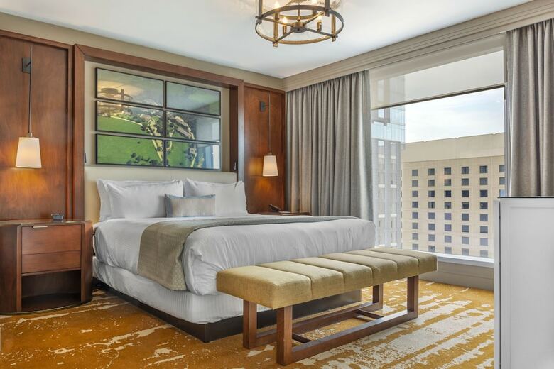 Omni Louisville Hotel