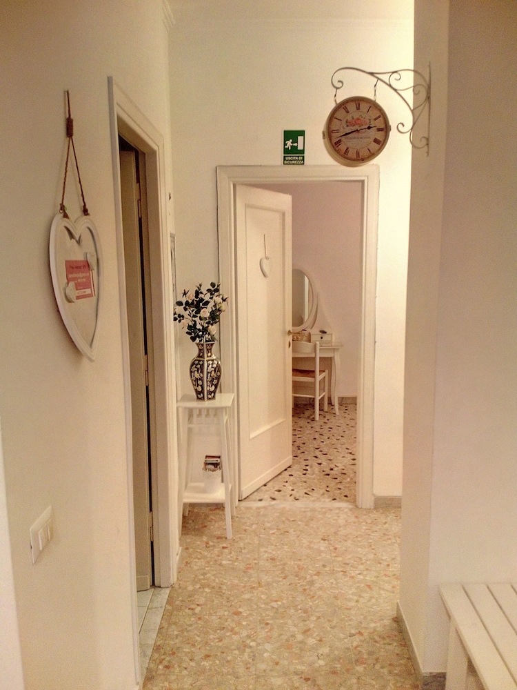Hotel Sergio's Guest House
