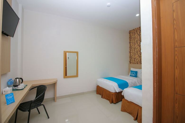 Hotel Airy Bahu Wolter Monginsidi 26 Manado