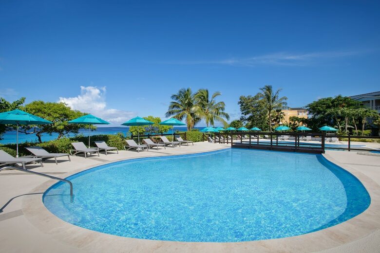 Apartamento Villas & Suites At Beach View