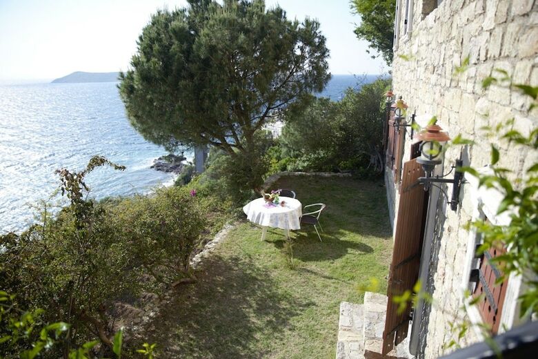 Arion Resort Hotel