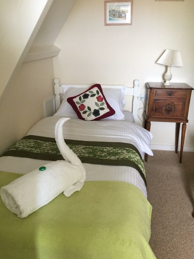 Bed & Breakfast The Estoril Hotel