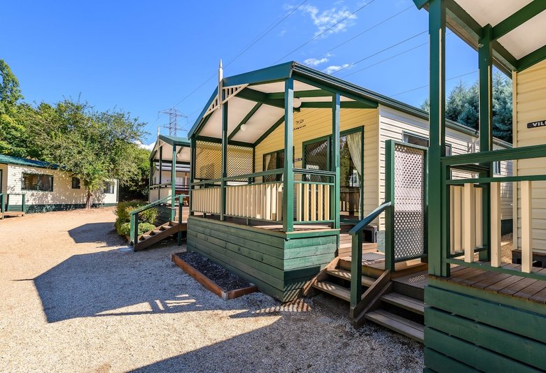 Cabana Bright Riverside Holiday Park