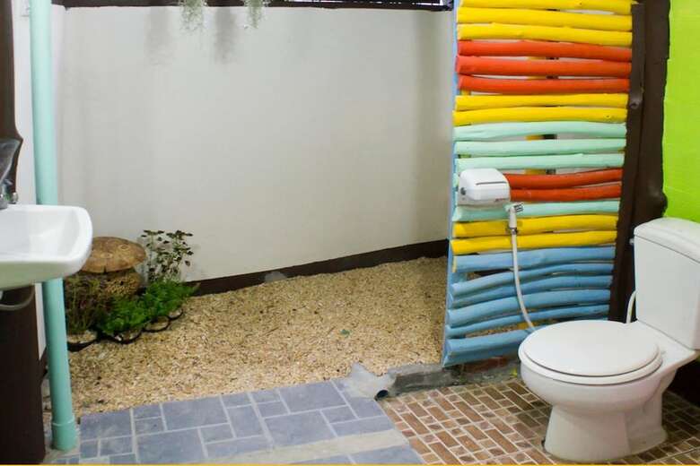 Hostal Leaf House Bungalow - Hostel