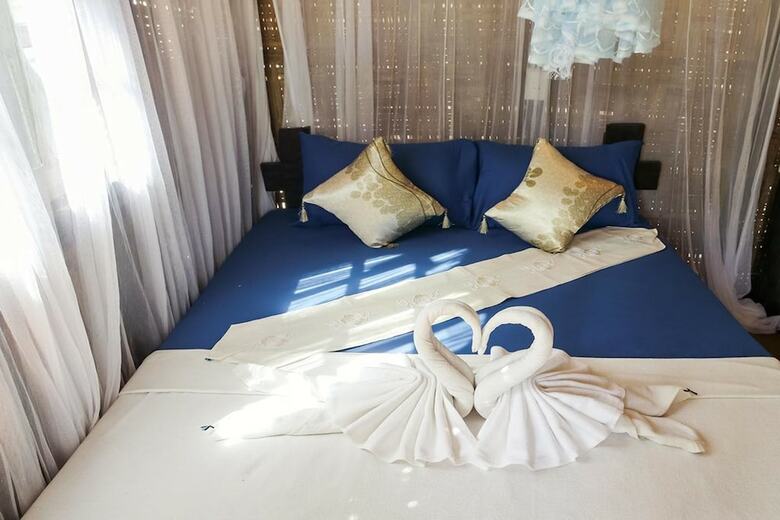Hostal Leaf House Bungalow - Hostel
