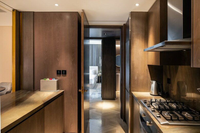 Maison Privee - Five Residence