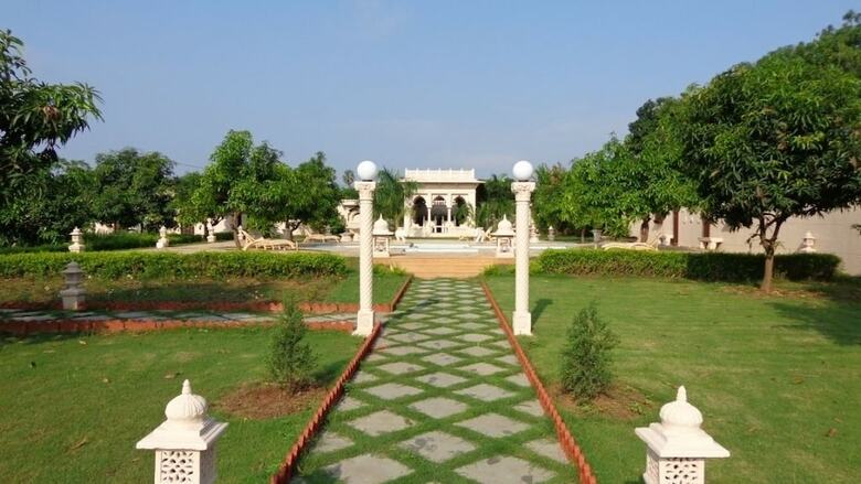 Apartamento Champaner Heritage Resort