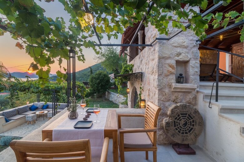 Ninon - Design B&B - Adults Only