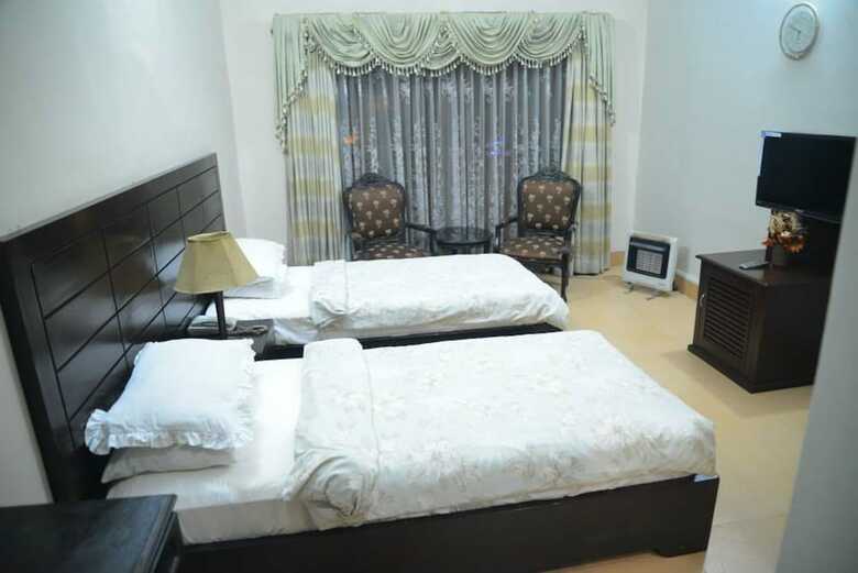 Hotel Larish Residency