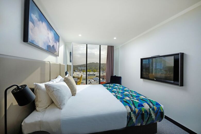 Mantra Albury Hotel