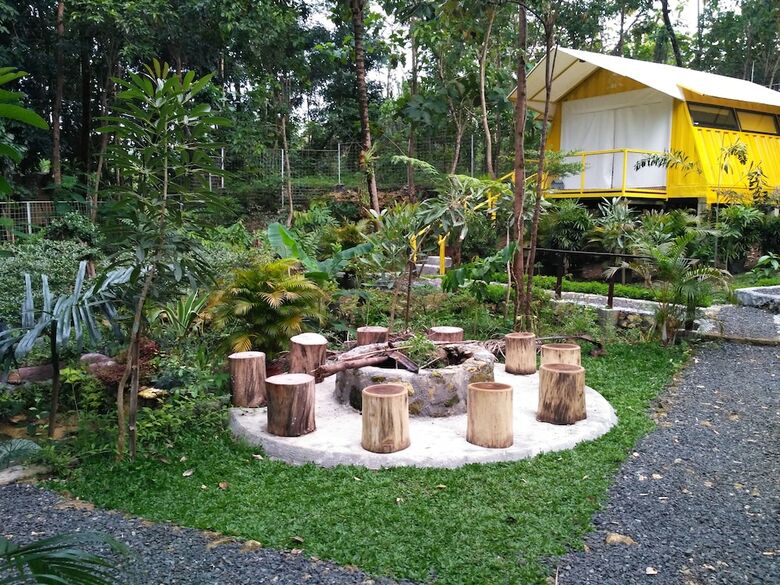 Hotel Hau Eco Lodges Citumang
