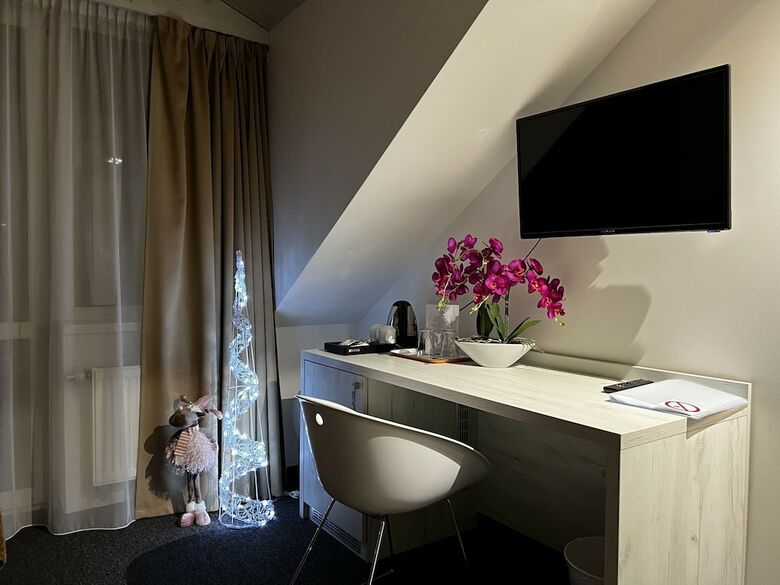 Hotel Shato