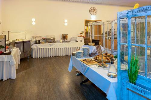 Hostal Landhotel Zum Niestetal