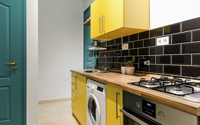 Lime And Mint Apartments