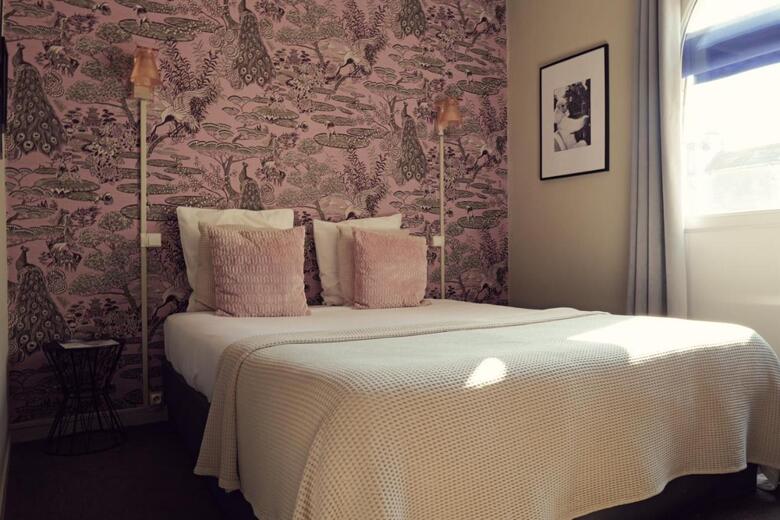 Hotel H�tel Azur Reims
