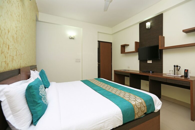 Hotel Oyo 8481 Le Tara Residency
